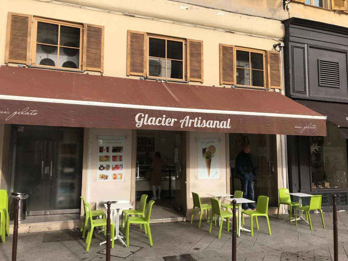 Spacious And Bright Flat Close To The Beach : Heart Of Old Nice Eksteriør bilde