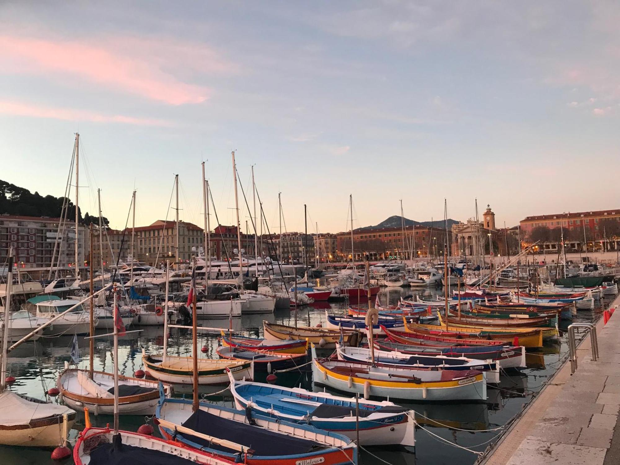 Spacious And Bright Flat Close To The Beach : Heart Of Old Nice Eksteriør bilde