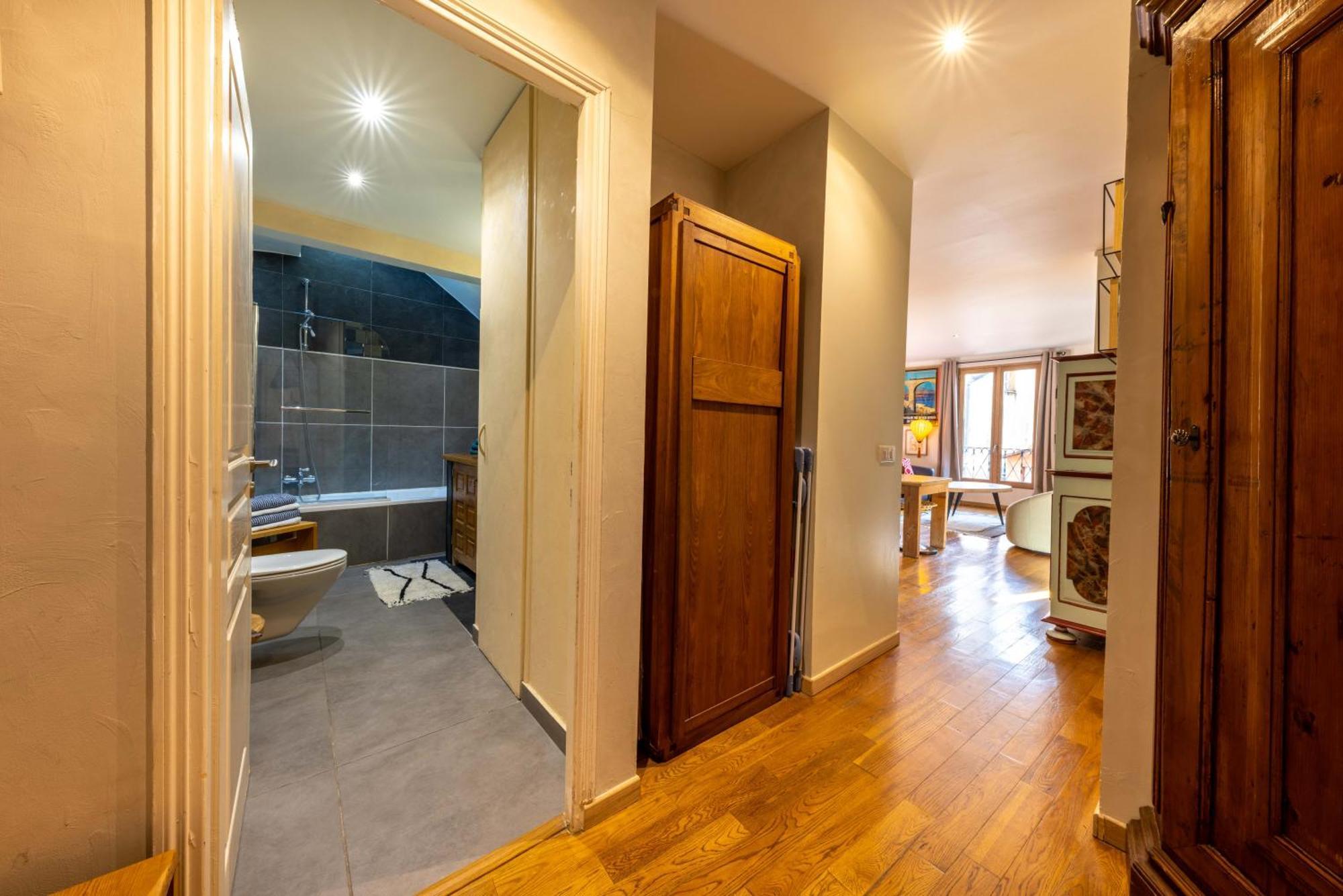 Spacious And Bright Flat Close To The Beach : Heart Of Old Nice Eksteriør bilde
